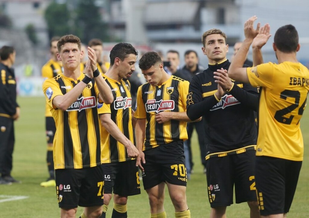 Η επικείμενη απώλεια του Ροντρίγκο Σοάρες αναγκάζει την ΑΕΚ να στραφεί σε άλλες λύσεις για τη θέση του δεξιού μπακ.