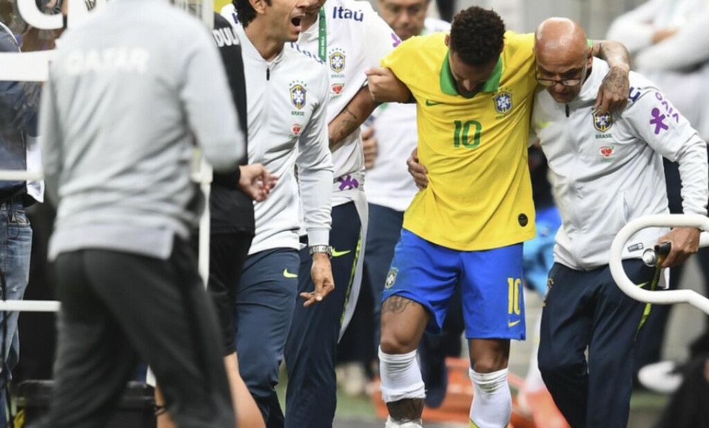 Σοκάρει ο αστράγαλος του Νεϊμάρ! (photos)