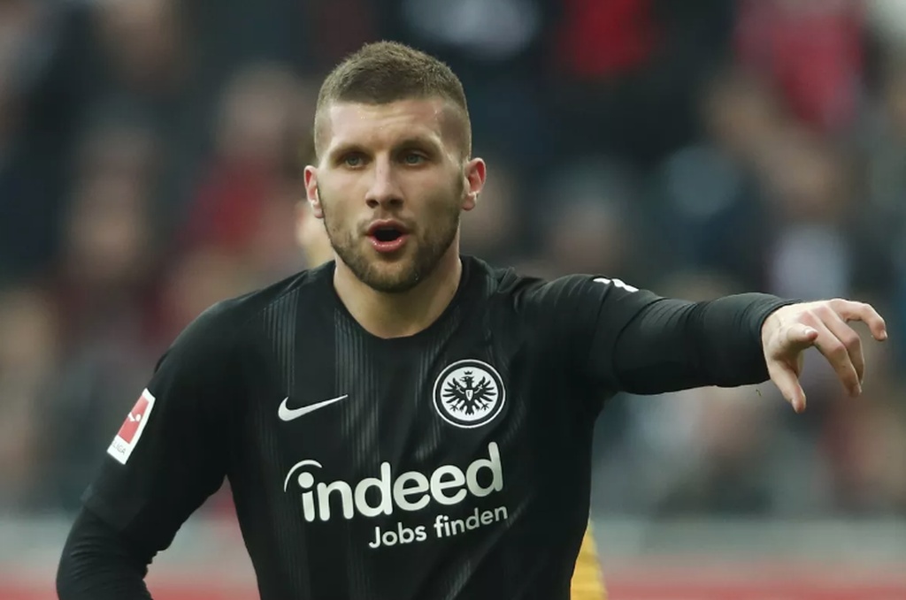 Ίντερ: Φουλάρει για επιθετικό που θα κάνει αίσθηση (photos)