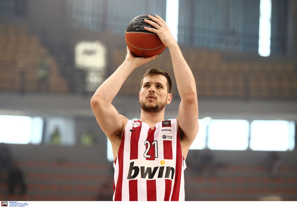 Παρακολουθεί την περίπτωση Αγραβάνη η ΑΕΚ!