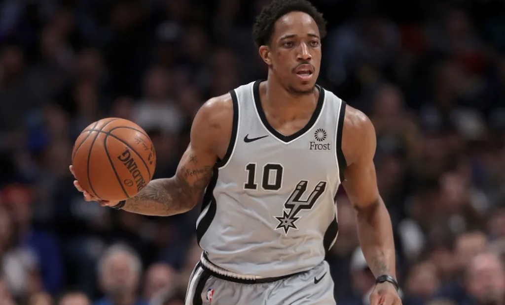 NBA: Σενάριο ανταλλαγής για ΝτεΡόζαν