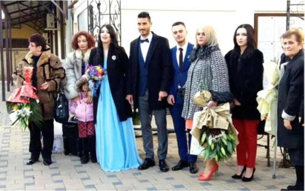 Ο Γιουνές παντρεύεται σήμερα την αγαπημένη του Ραλούκα στη Σάφτιτσα της Ρουμανίας