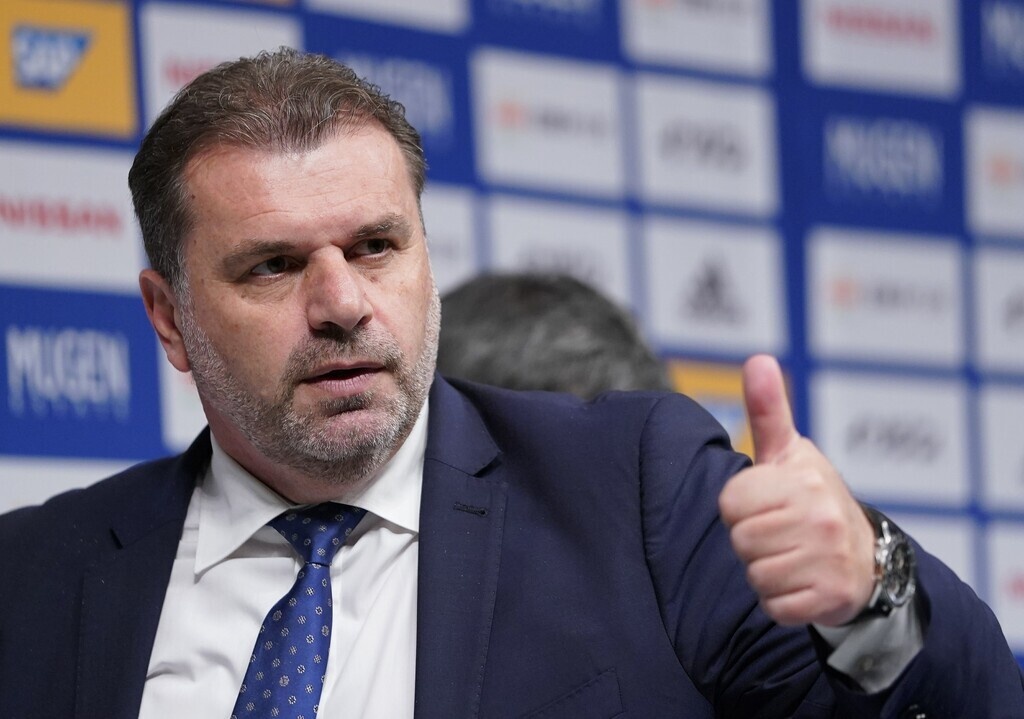 Ο ομογενής Άνγκε Ποστέκογλου δηλώνει έτοιμος να αναλάβει αν του ζητηθεί, όμως, υπάρχουν και Έλληνες στα... σκάρια.