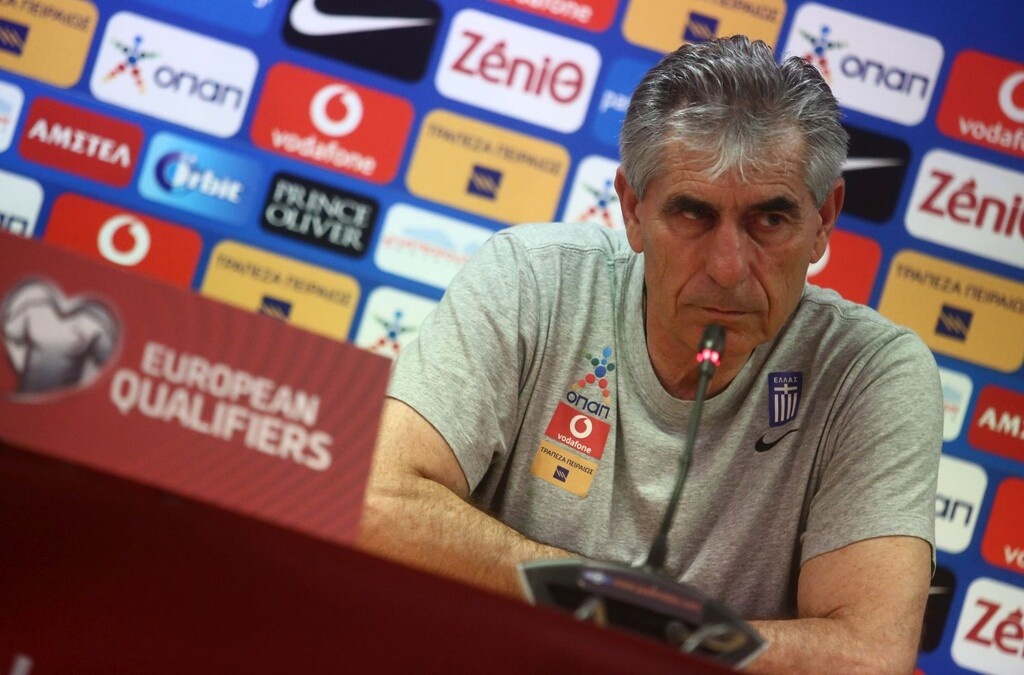 Ο Άγγελος Αναστασιάδης ανέκαθεν στην καριέρα του είχε... κολλήματα με παίκτες και δεν ήθελε να τους βλέπει μπροστά του αν τους είχε στο... μάτι.