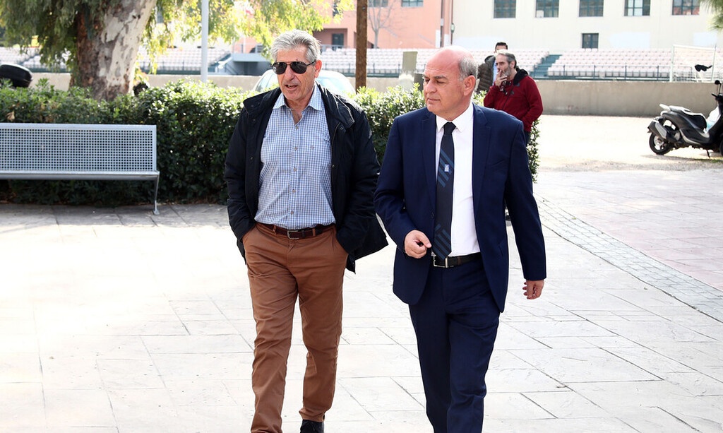 Η Ομοσπονδία δεν πήρε καμία απόφαση για το μέλλον του Αναστασιάδη και περιμένει να πέσουν οι τόνοι.