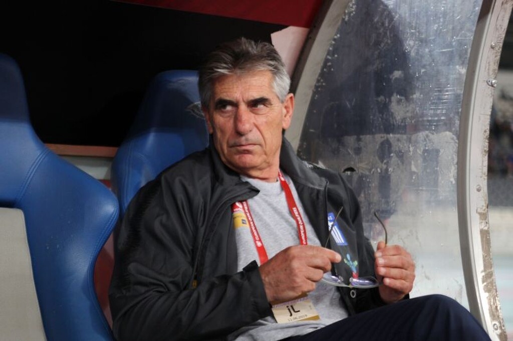 Αν ο Αναστασιάδης απολυθεί άμεσα, θα έχει επτά μήνες και επτά αγώνες με την εθνική ομάδα. Τους λιγότερους από κάθε άλλον Έλληνα προπονητή που ήταν στη «γαλανόλευκη».