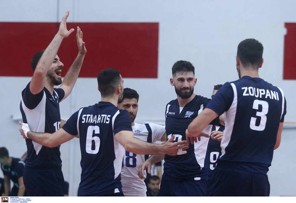 Εθνική ομάδα ανδρών: Νίκησε και βλέπει κορυφή (photos)