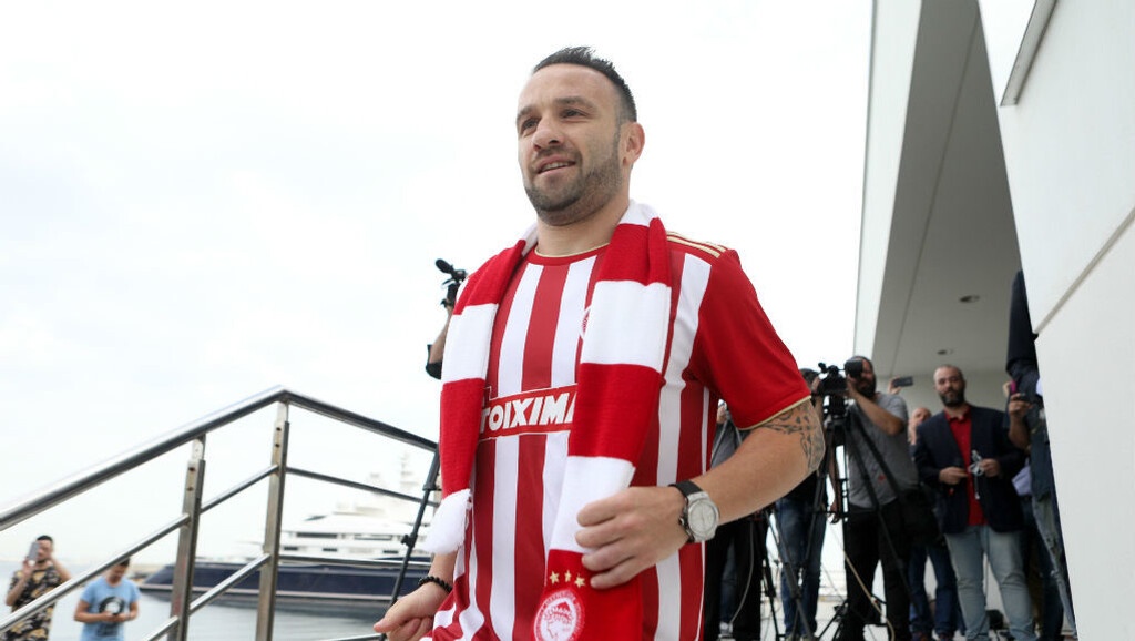 Και ο Ματιέ Βαλμπουενά έχει αναλάβει κι αυτός δράση.