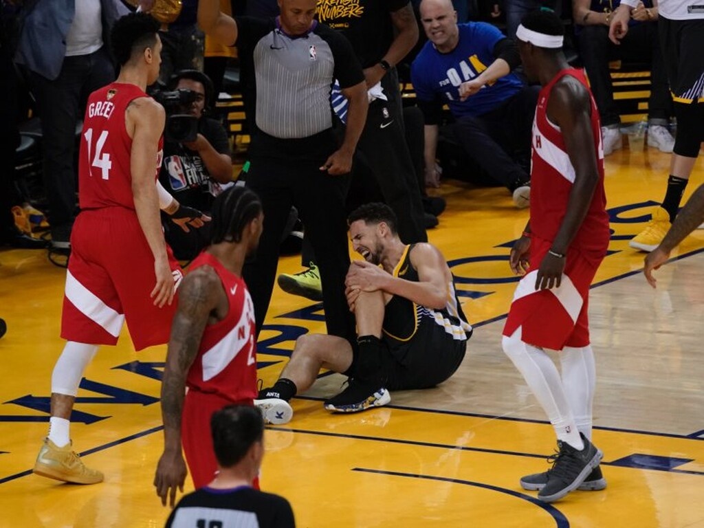 NBA: Σοκ στους Γουόριορς με Τόμπσον!