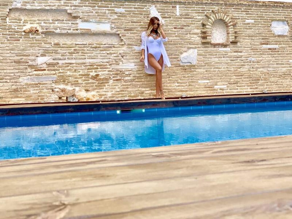 Η «ανδρική κολώνια» της Κατερίνας Νάκα