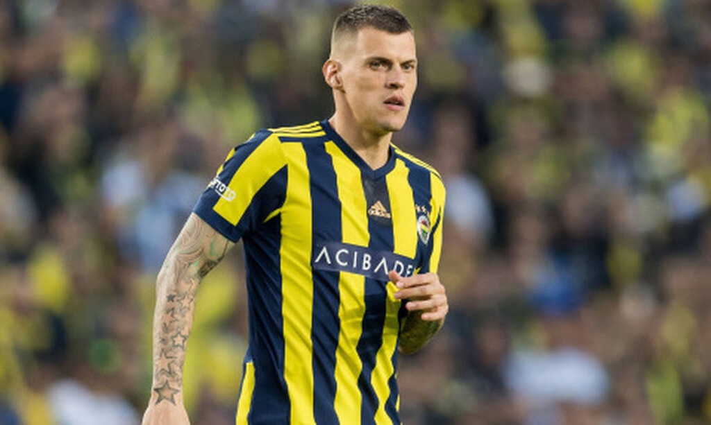 Ένας από τους βασικούς στόχους του Ολυμπιακού για την άμυνά του, είναι ο Σκρτελ...