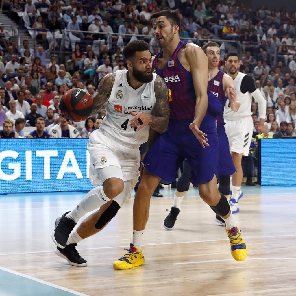 Ρεάλ Μαδρίτης-Μπαρτσελόνα 87-67: Με «περίπατο» πήρε προβάδισμα (photos)