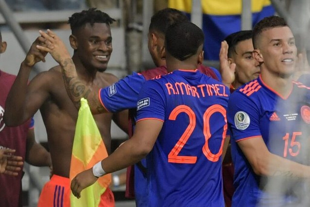 Copa America: Τσάκισε την Αργεντινή η Κολομβία (video+photos)