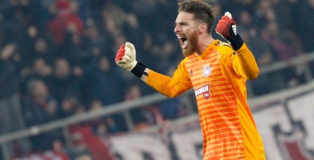 Μολονότι έχει αποκτηθεί ήδη ο Ζοσέ Σα, ήταν έντονη η φημολογία για συμφωνία με έναν ακόμα κίπερ.