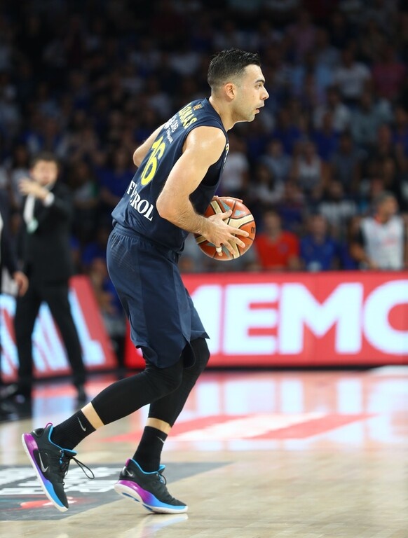 Ο Κώστας Σλούκας