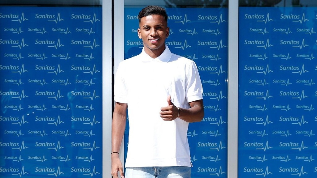 Η Ρεάλ Μαδρίτης παρουσίασε το νέο 18χρονο αστέρι της, Ροντρίγκο! (videos+photos)