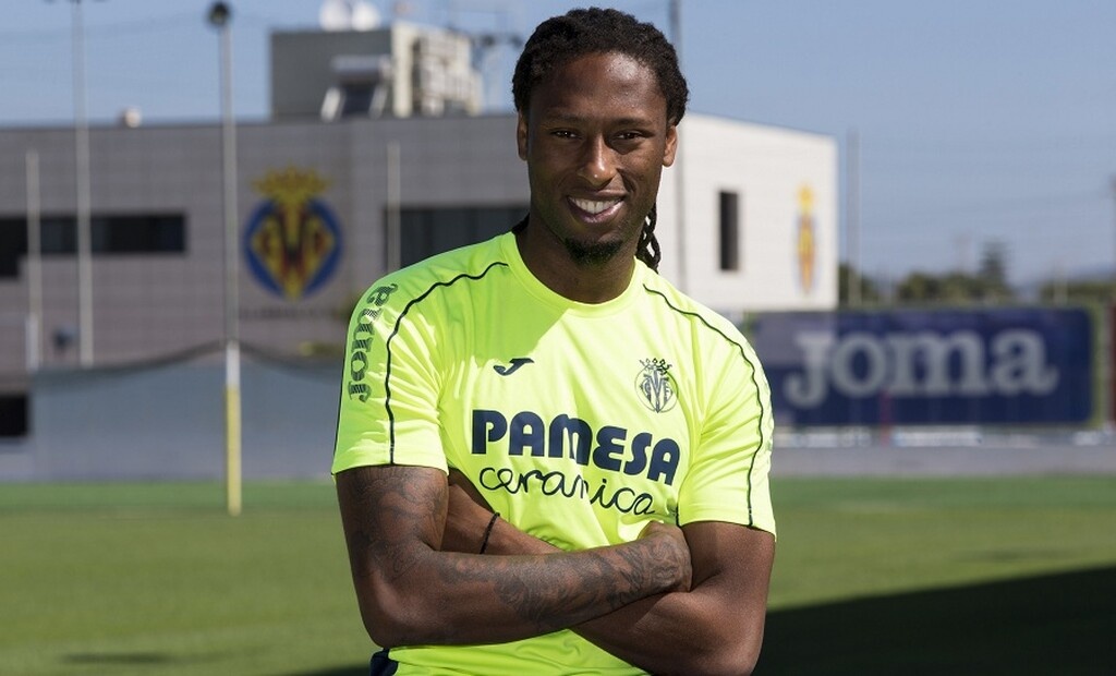 Φυσικά μιλάμε για τον Ρούμπεν Σεμέδο. Ο Ολυμπιακός έχει καταθέσει πρόταση 2,5 εκατ. ευρώ στη Βιγιαρεάλ και φαίνεται πως το «κίτρινο υποβρύχιο» θα πει το ναι, ώστε ο παίκτης να ‘ρθει στην Ελλάδα.