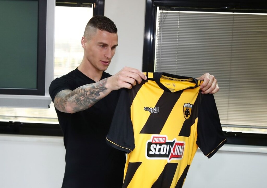 Πως θα είναι τύπος και υπογραμμός απέναντι στην ομάδα και πως νιώθει υπόχρεος απέναντι στους ανθρώπους της ΑΕΚ για όσα του έχουν προσφέρει.