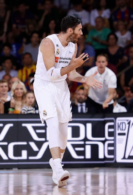 Ξανά στην κορυφή η Ρεάλ Μαδρίτης (videos+photos)