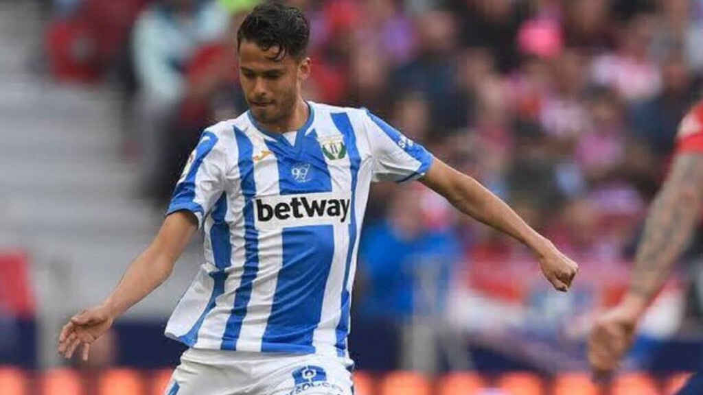 Τον περασμένο Ιανουάριο ο δεξιοπόδαρος στόπερ δόθηκε δανεικός στη Λεγανές και θέλει να παραμείνει Ευρώπη