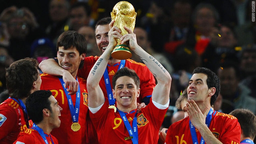 Κρεμάει τα παπούτσια του ο Τόρες! (photos+videos)