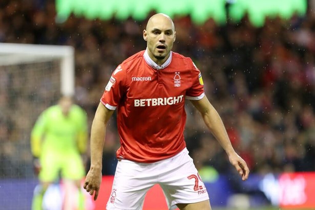 Σύμφωνα με τη «Nottingham Post» οι «ερυθρόλευκοι» εξετάζουν την περίπτωση του Γιοάν Μπεναλουάνε