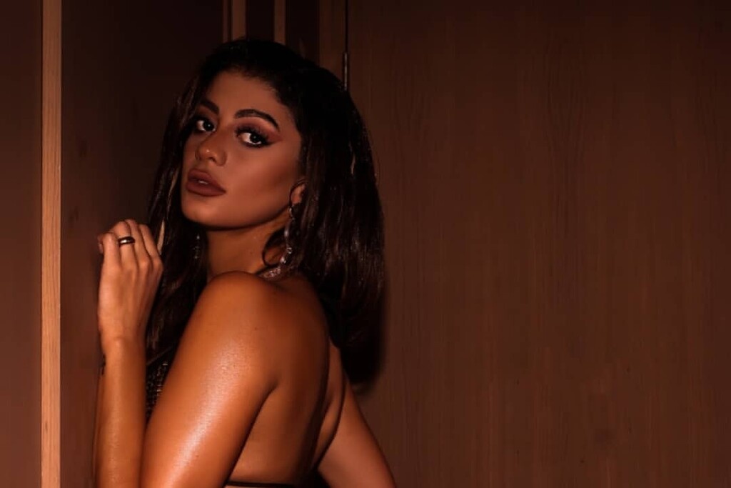 Το απαγορευμένο βίντεο της καυτής Κέλερ που έριξε «άκυρο» στον Ουάρντα!