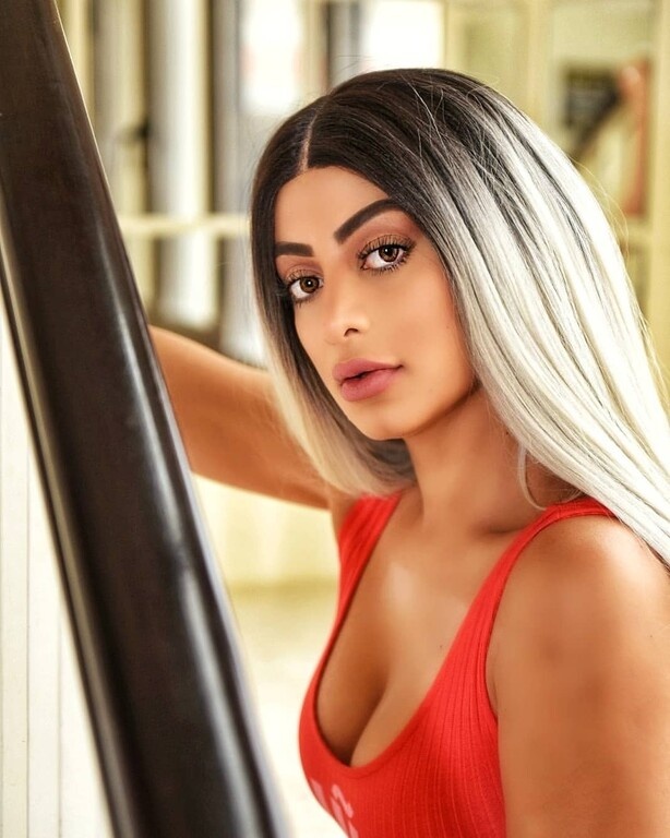 Το απαγορευμένο βίντεο της καυτής Κέλερ που έριξε «άκυρο» στον Ουάρντα!