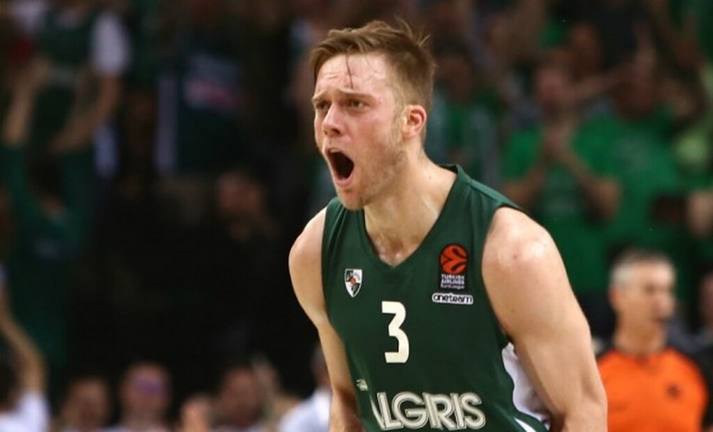 Πήρε Ουόλτερς η Μακάμπι! (photos+video)