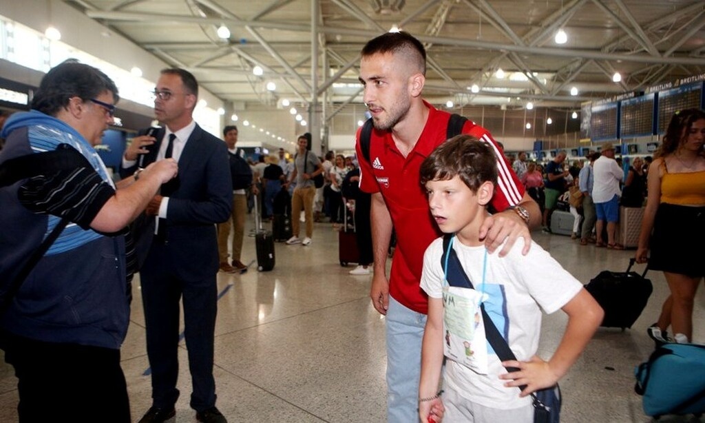 Ολυμπιακός: Αναχώρησε για Πολωνία (photos)