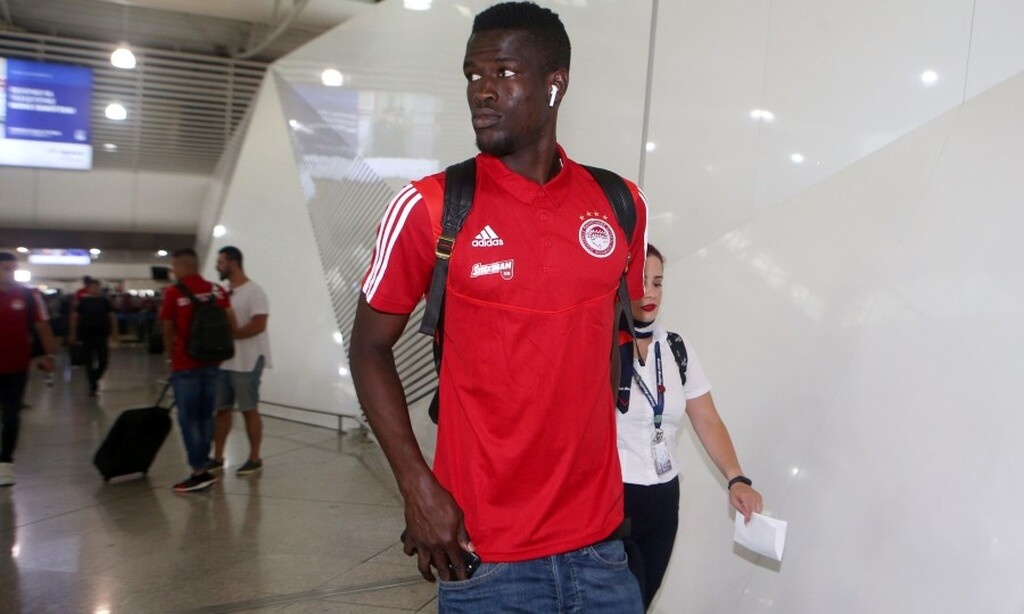 Ολυμπιακός: Αναχώρησε για Πολωνία (photos)