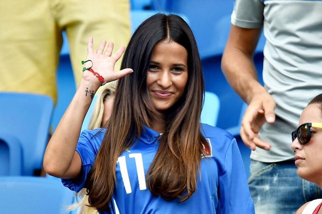 Έρχεται και ρίχνει τα... τσιμέντα του «Βικελίδης» η σύζυγος του Τσέρτσι! (photos)