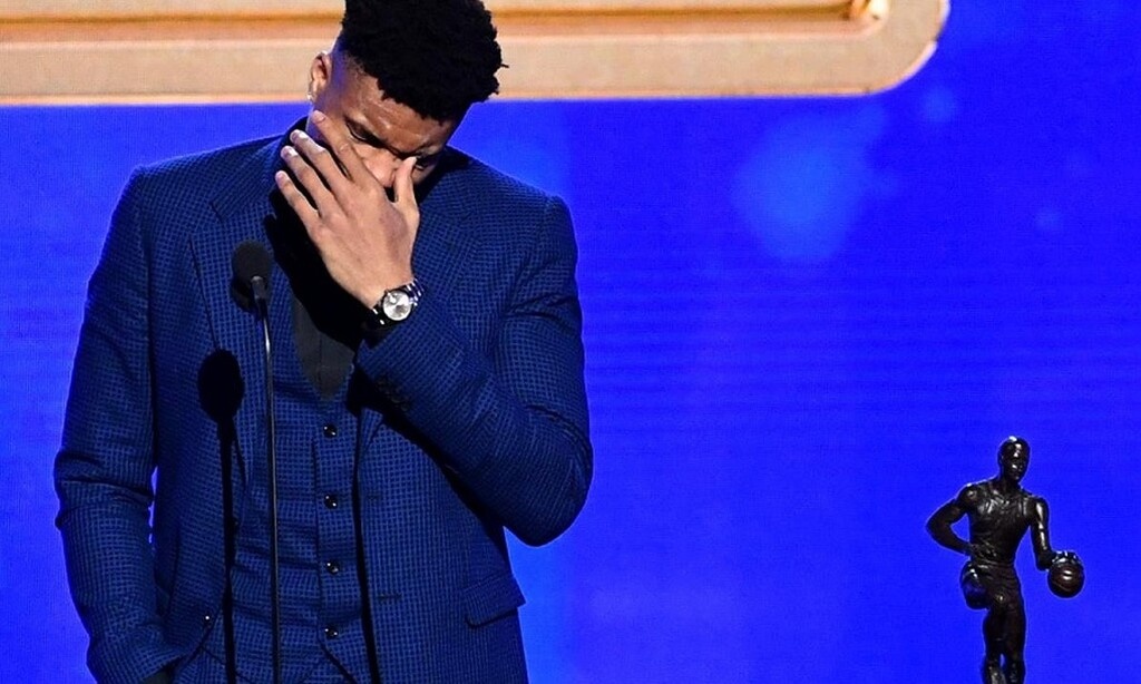 Γιάννης Αντετοκούνμπο, ο… μυθικός ήρωας του NBA (photo)