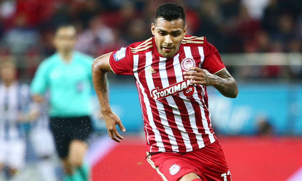 Ο 22χρονος όμως Αργεντίνος δεν θα παραμείνει στην «Ντέπορ» καθώς δεν ηττήθηκε από τη Μαγιόρκα στα μπαράζ ανόδου, με τους «κίτρινους» να ετοιμάζουν την κίνησή τους.