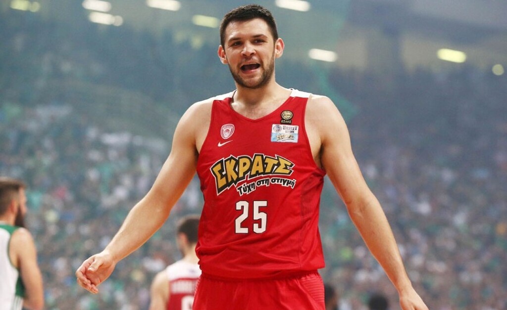 Αρμάνι για Παπανικολάου