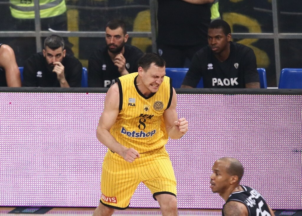 ΑΕΚ: Κράτησε Ματσιούλις (photos+video)