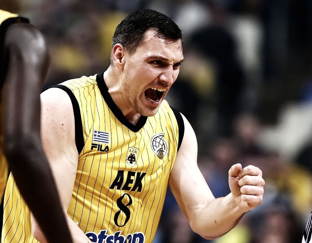 ΑΕΚ: Κράτησε Ματσιούλις (photos+video)