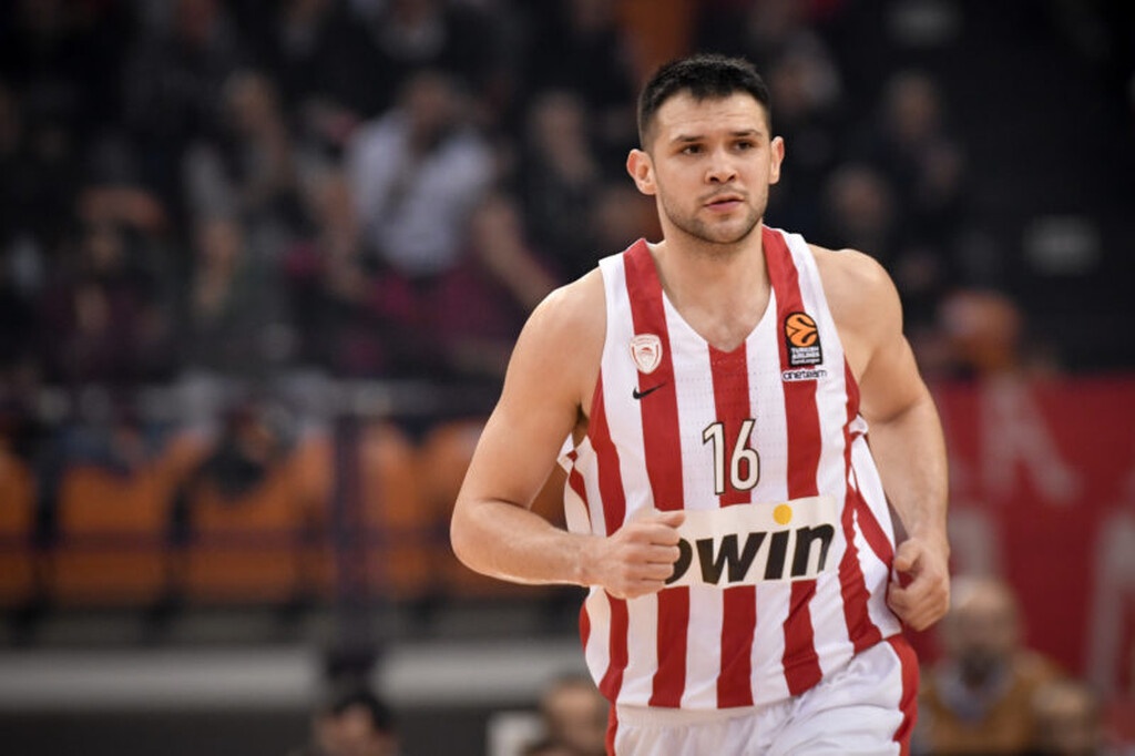 Αρμάνι για Παπανικολάου