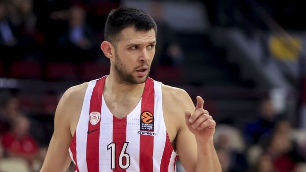 Αρμάνι για Παπανικολάου