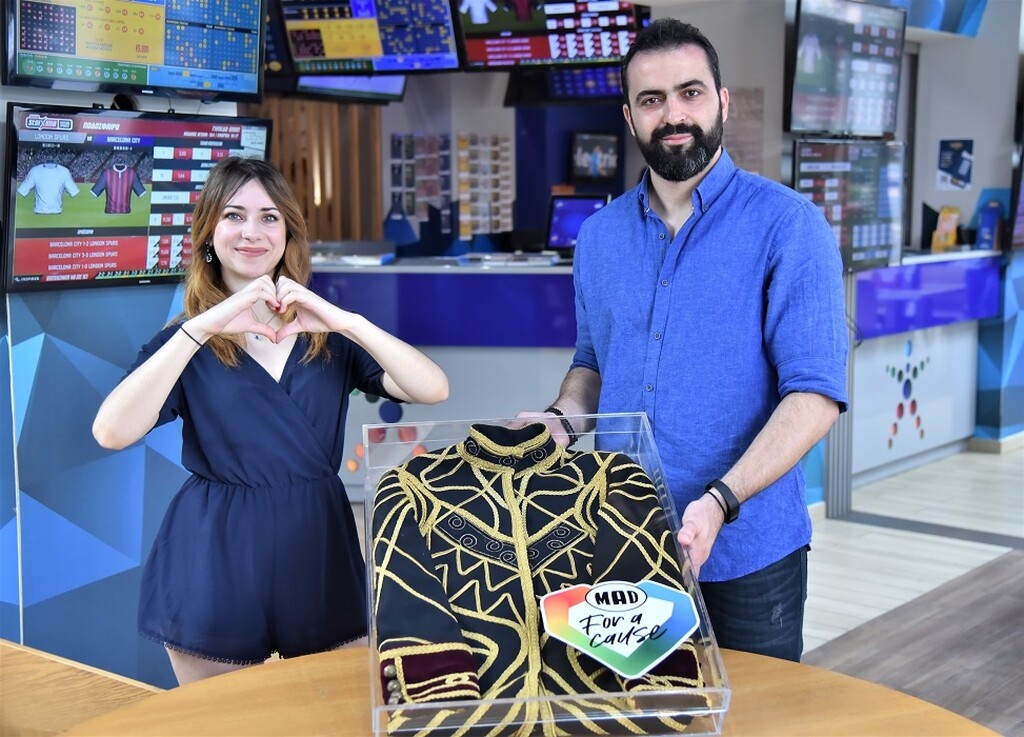Οι νικητές της Ομάδας Προσφοράς ΟΠΑΠ που κέρδισαν συλλεκτικά αντικείμενα αγαπημένων καλλιτεχνών