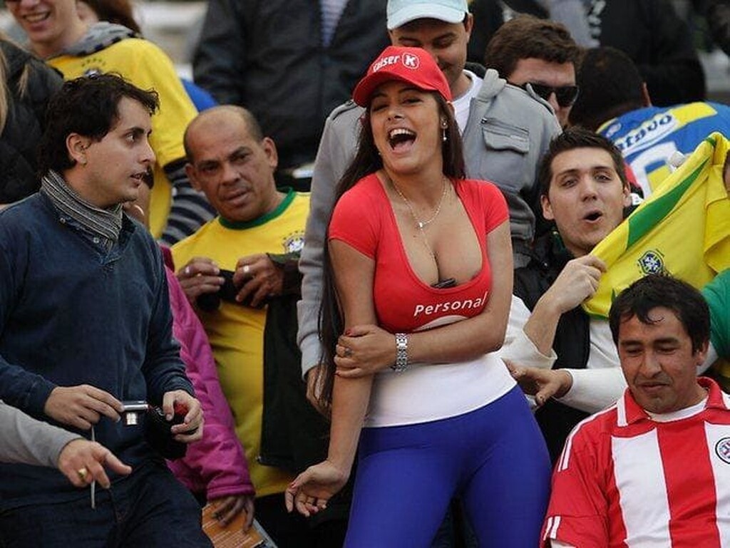 Copa America: Τα κορίτσια που τα πετάνε όλα και… μας πετάνε τα μάτια έξω (photos)