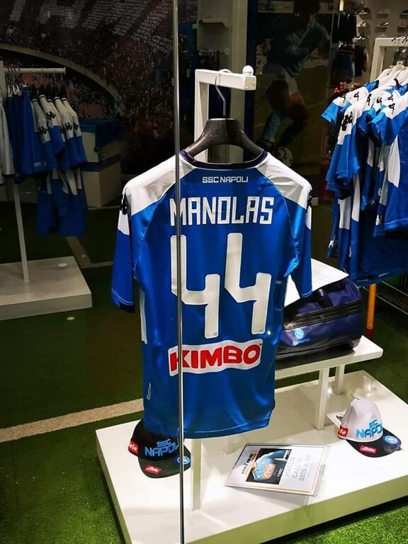 «Ναπολιτάνος» ο Μανωλάς (videos+photos)