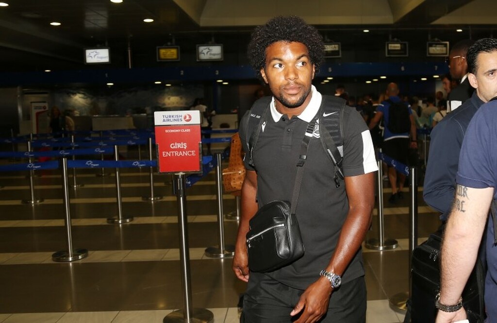 ΠΑΟΚ: «Πέταξε» για Ολλανδία (photos)