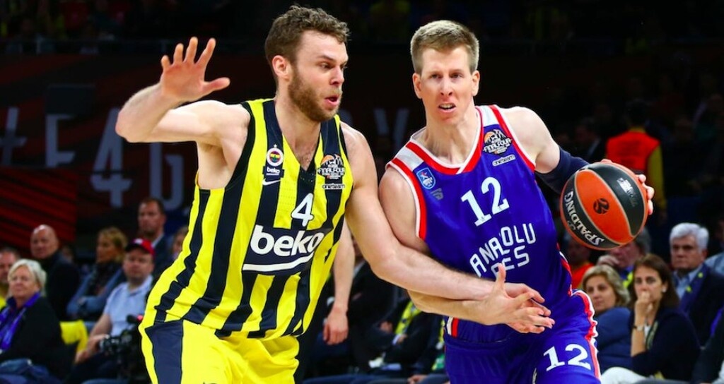 Στη Βαλένθια ο Μότουμ