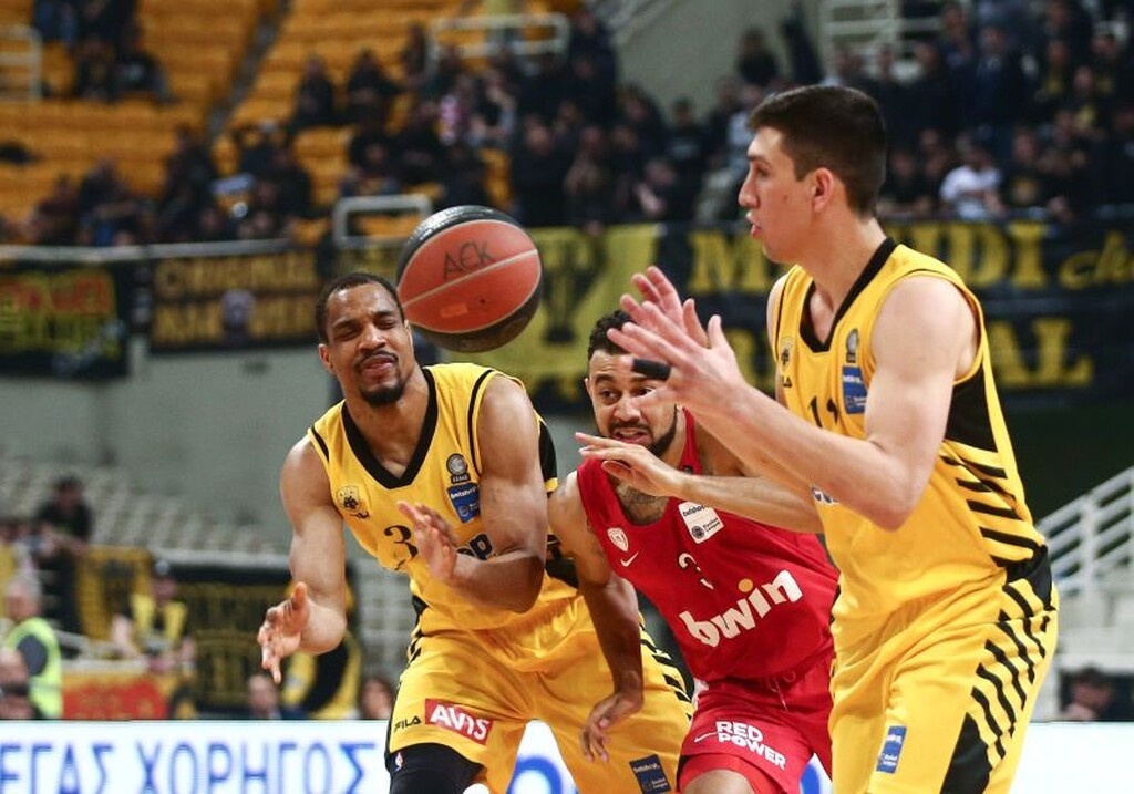 Έναν παίκτη που ήταν... μια ανάσα από τον Ολυμπιακό είναι έτοιμη να πάρει η ΑΕΚ!