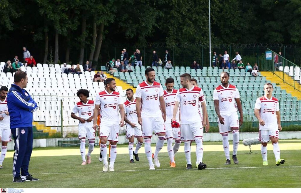 Ολυμπιακός: Αποχώρησε ο Βούκοβιτς - Η πρώτη εκτίμηση για τον τραυματισμό του