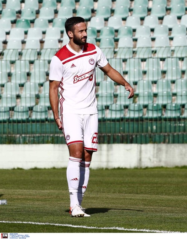 Ολυμπιακός: Αποχώρησε ο Βούκοβιτς - Η πρώτη εκτίμηση για τον τραυματισμό του