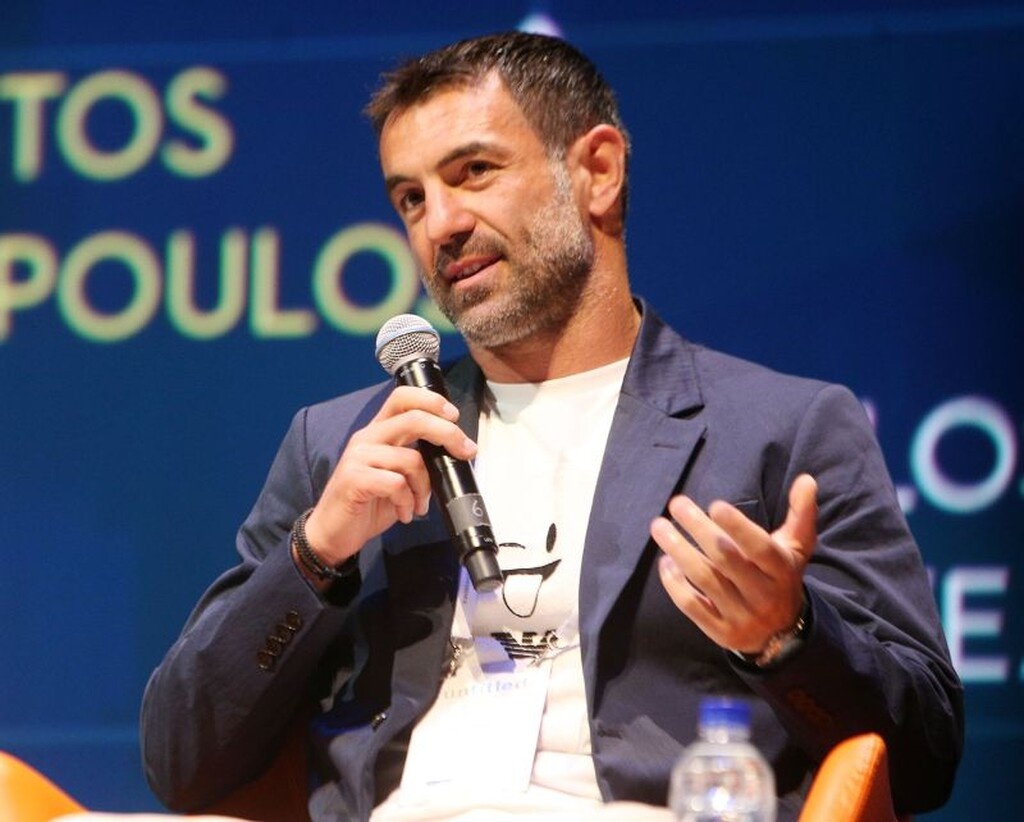 Ο «Κάρα» συνέχισε ως το 2014 στην Εθνική Ομάδα, έγινε ρέκορντμαν συμμετοχών και πάντα είναι δίπλα στη «γαλανόλευκη».