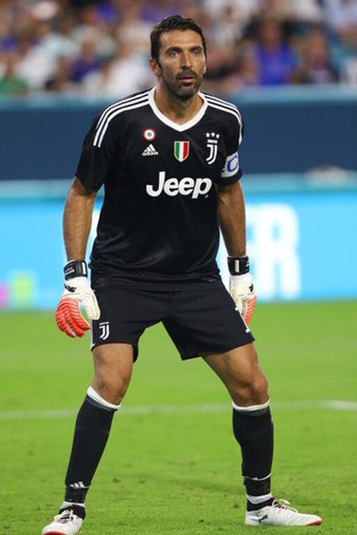 Γιουβέντους: Επιστροφή στο «σπίτι» του για Μπουφόν (photos)