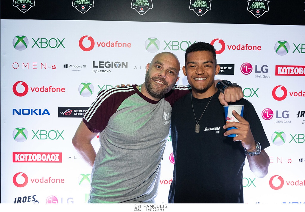 Ρεκόρ με 10.000 gamers στο Xbox Arena Festival Sponsored by Vodafone